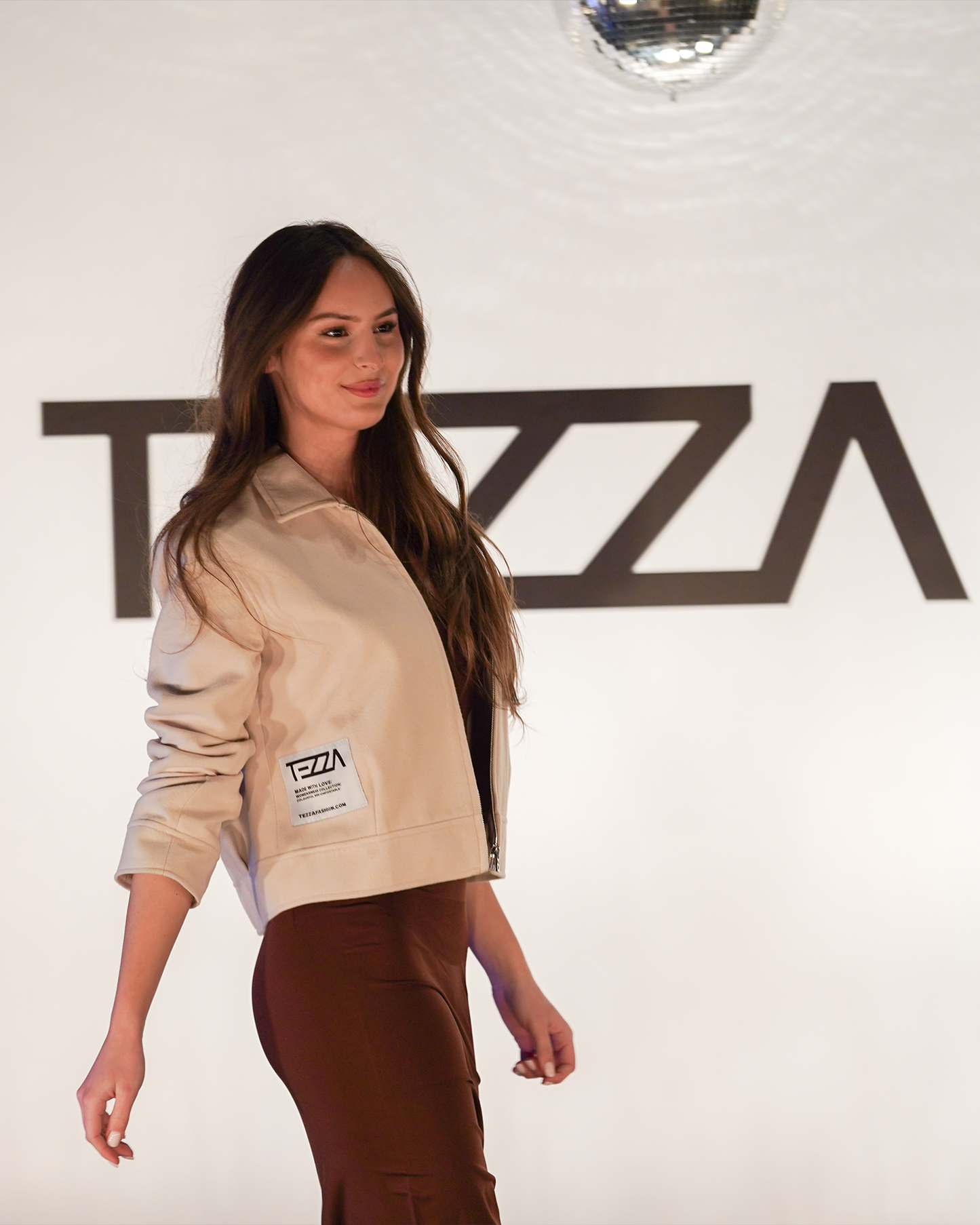 Event ticket RUNWAY & ROSÉ Tezza X Laury