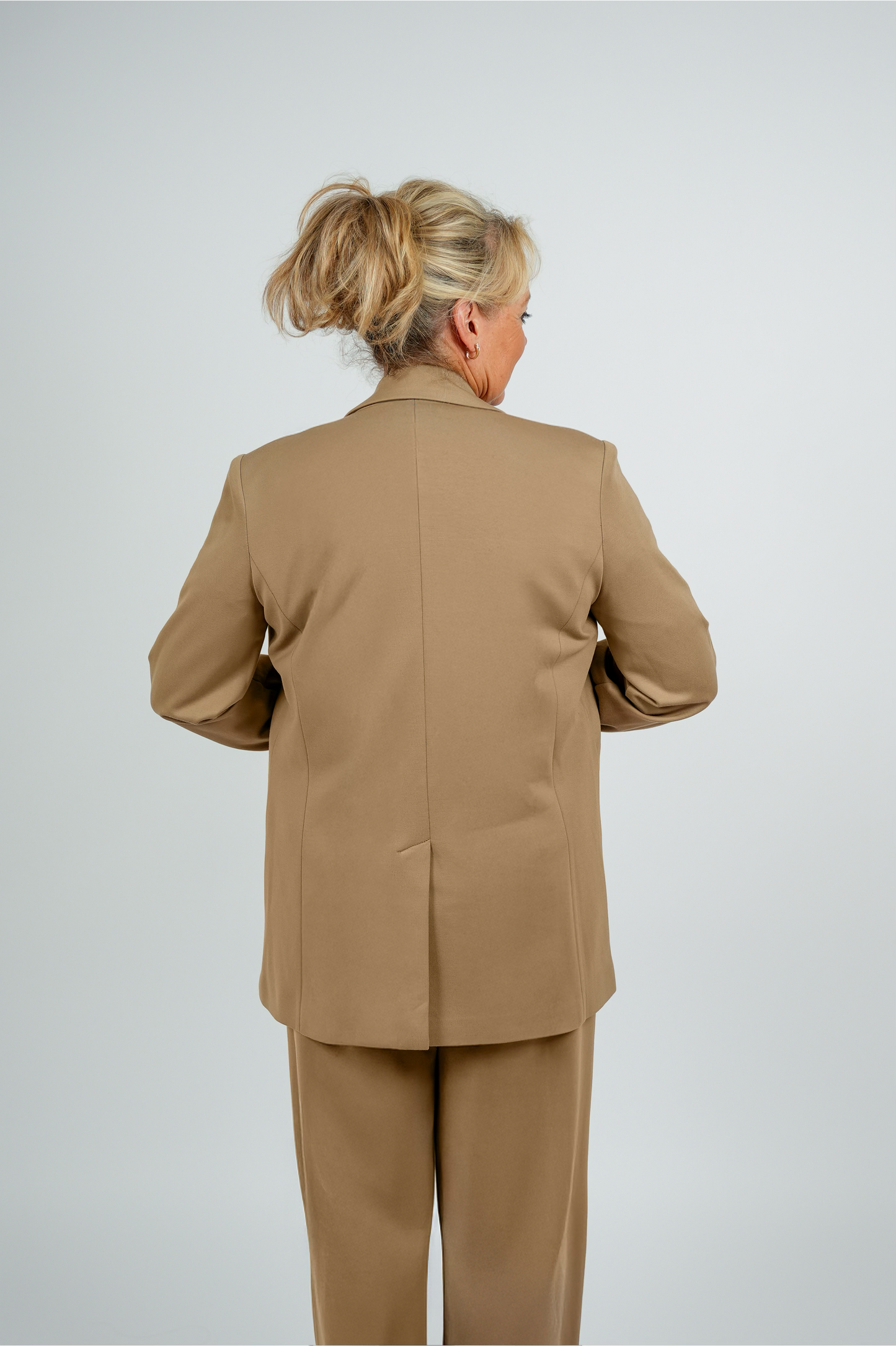 Blazer – Camel | FW25