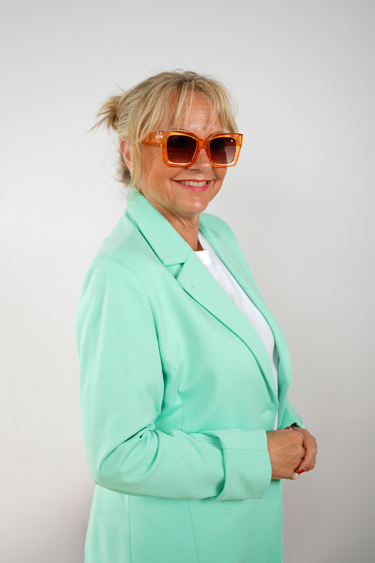 Gedurfde & Felle Zonnebril Oranje & Blauw