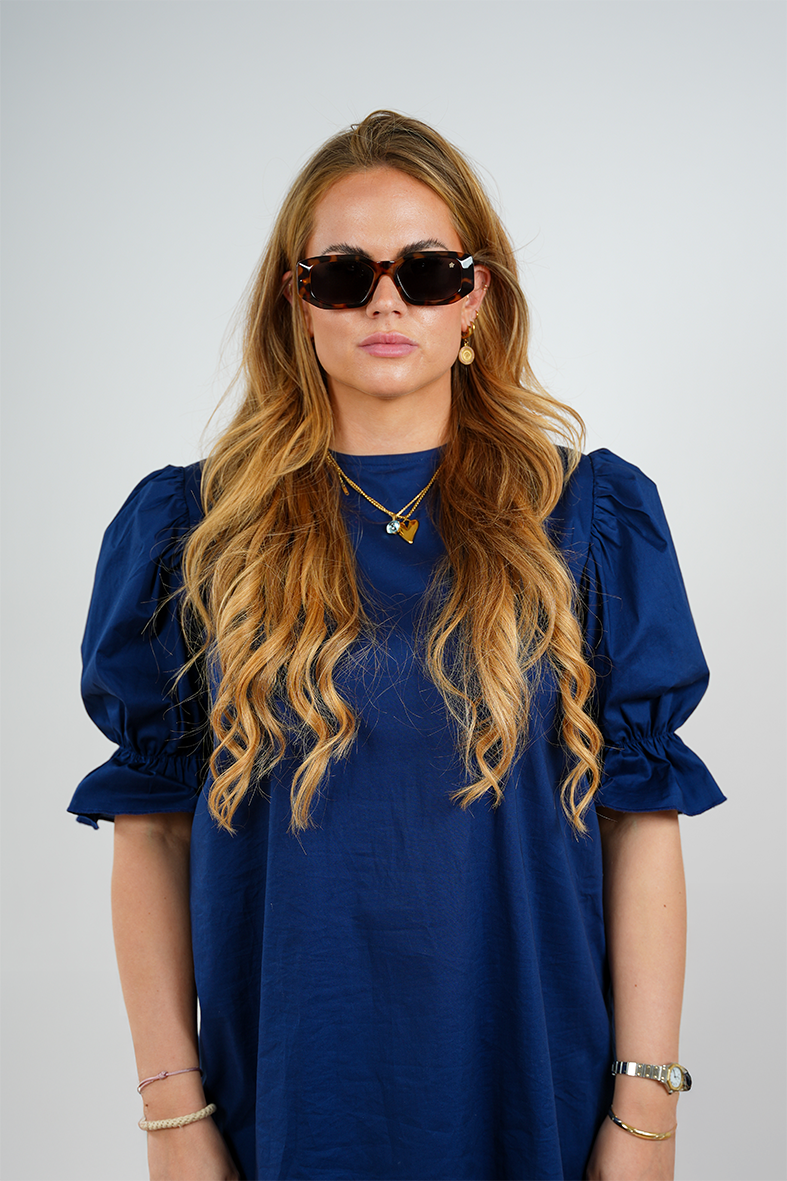 Lunettes de soleil élégantes marron et noires