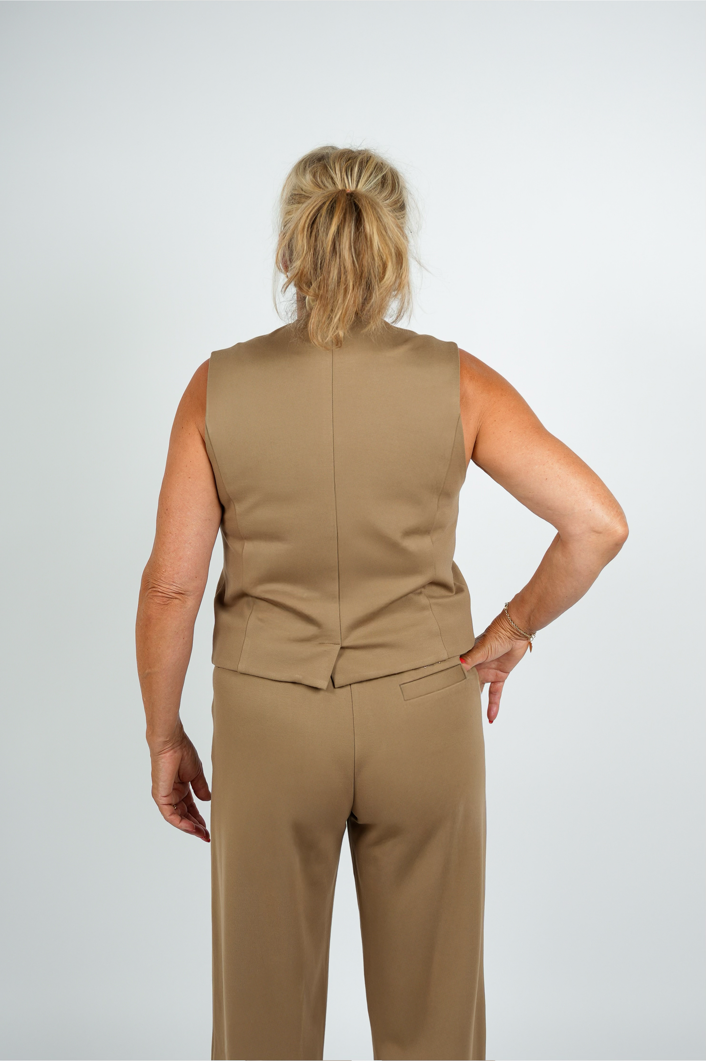 Gilet – Camel | FW25