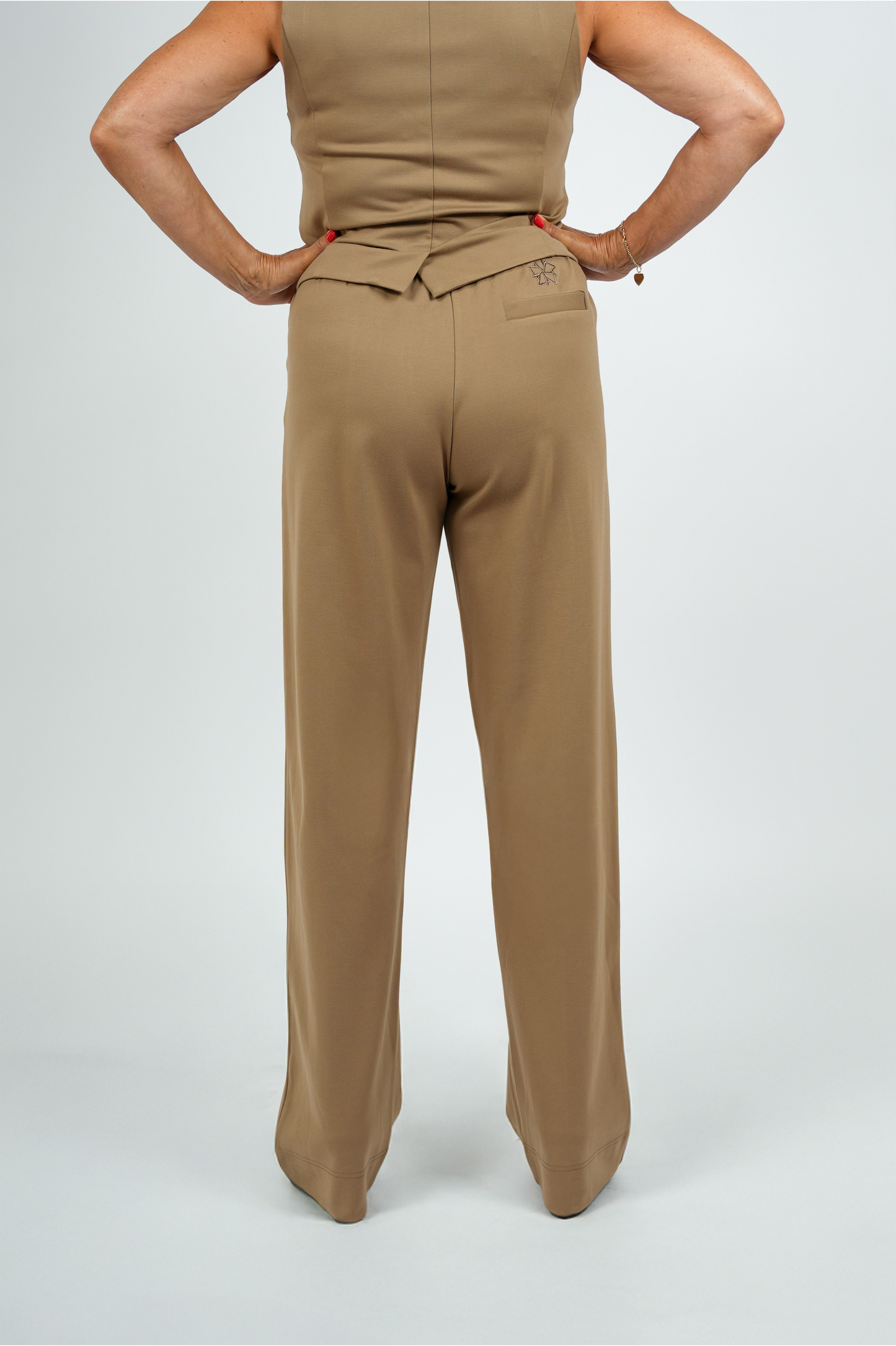 Pantalon – Camel | FW25