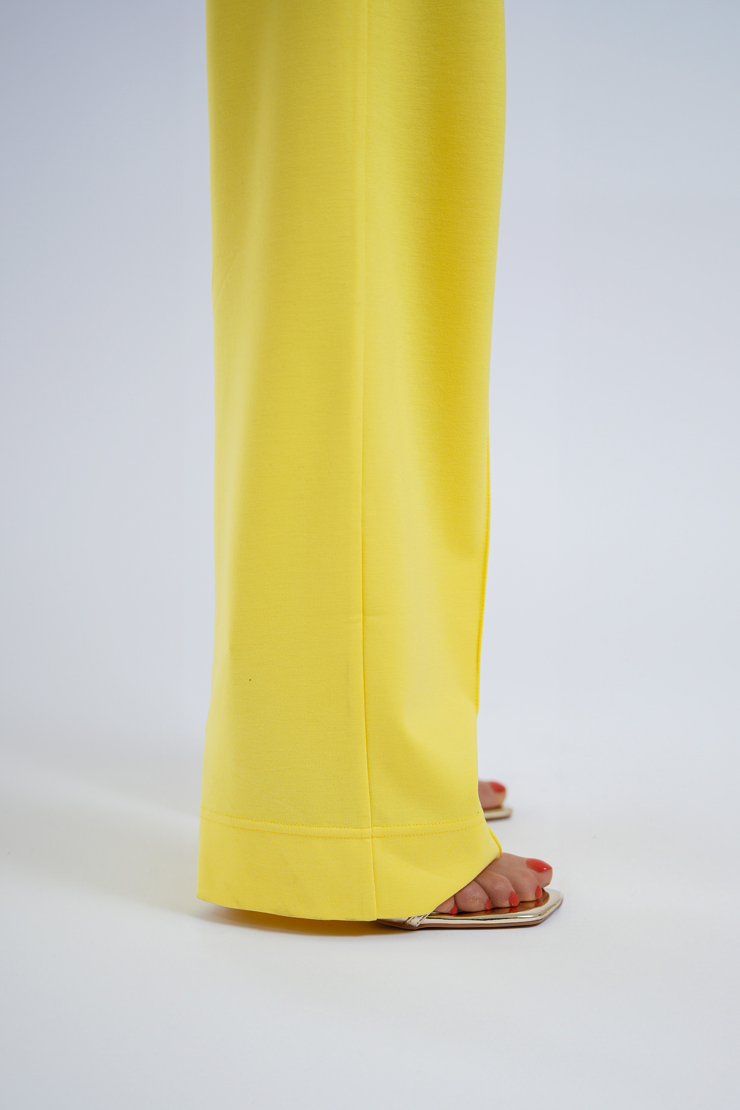 Wide trousers yellow