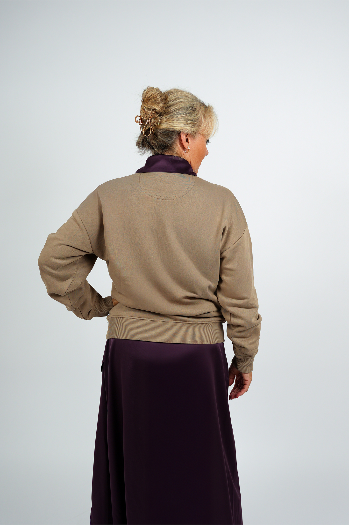 Sweater – Camel | FW25