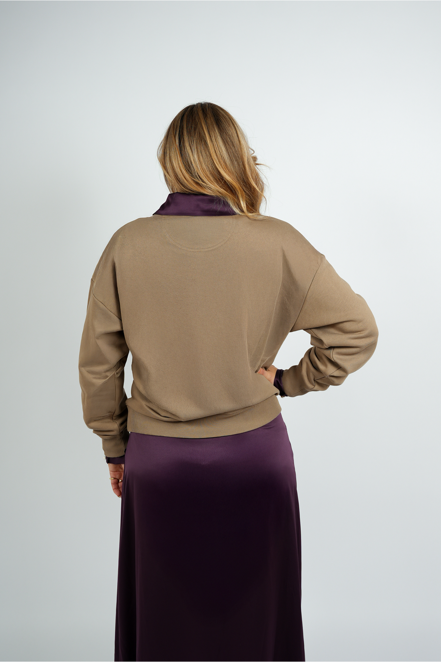 Sweater – Camel | FW25