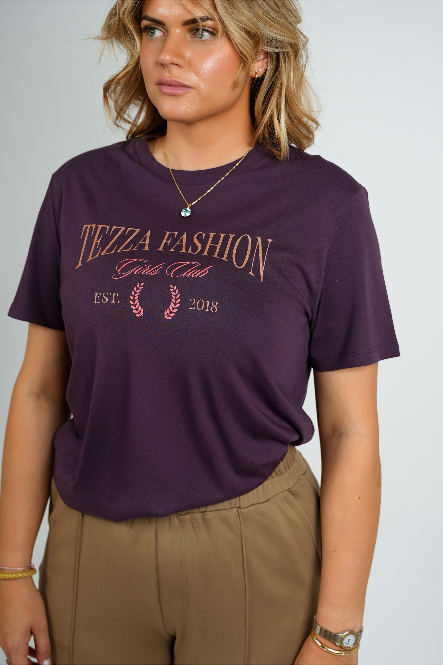 T-shirt Normale Pasvorm – Donkerpaars | FW25