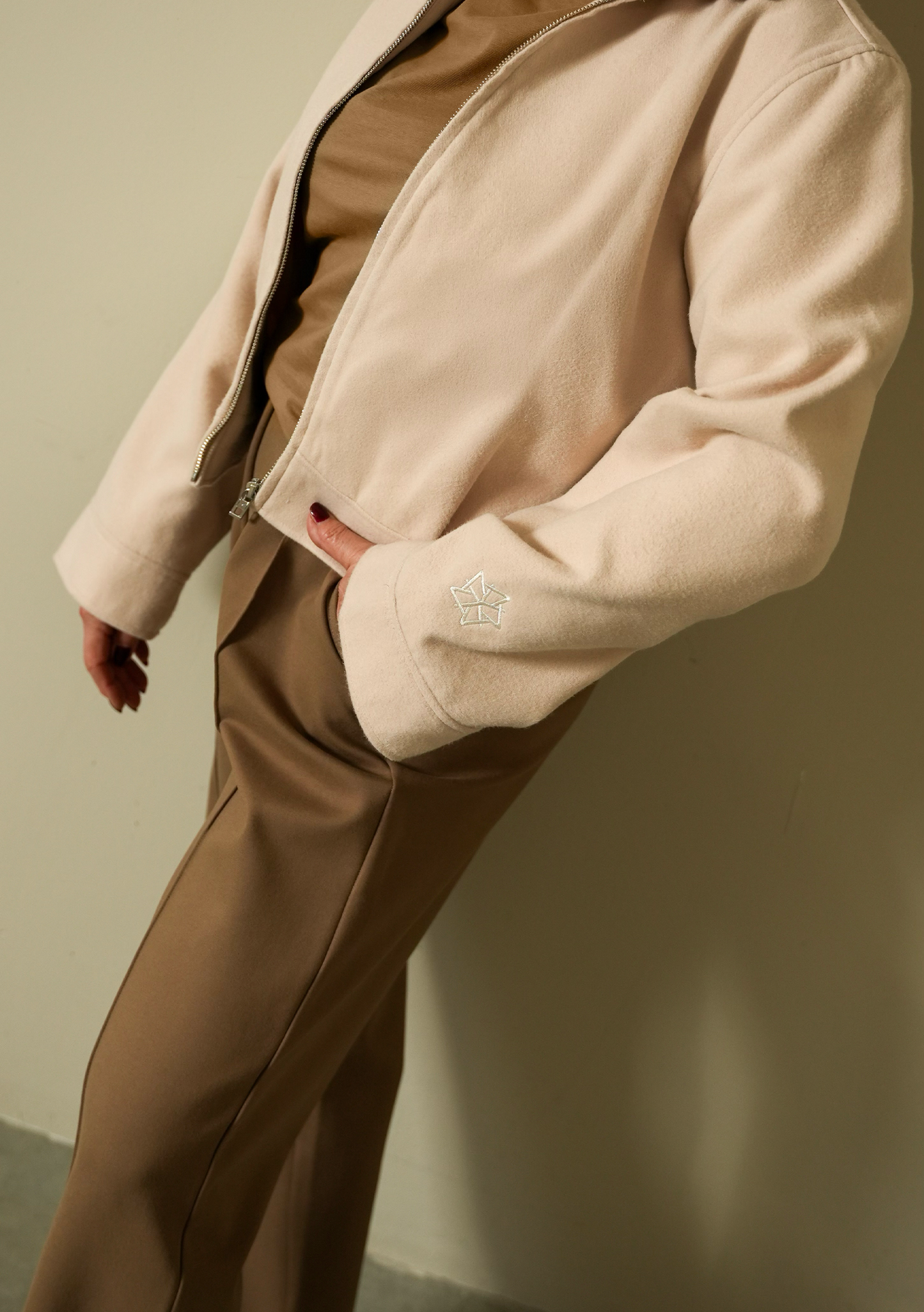 SS26 Cropped Jacket – Beige